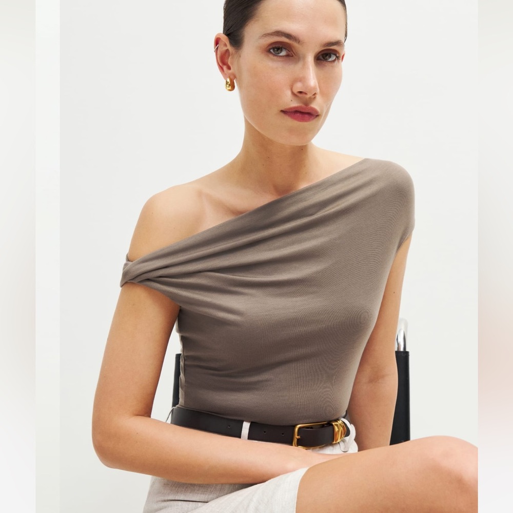 Reformation cello knot top